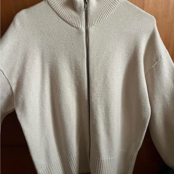 RDI Cream Ribbed Sweater - Picture 2 of 5